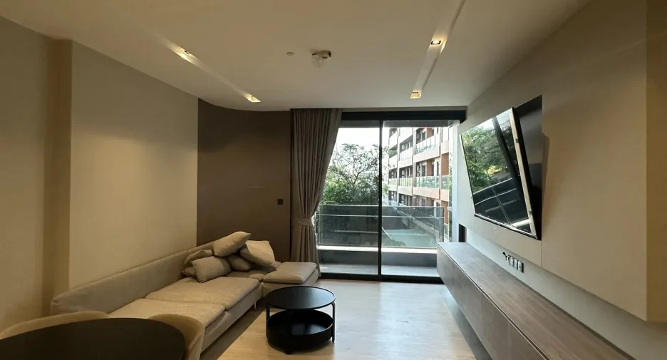 For rent 2 bedrooms condo in Khlong Toei, Bangkok