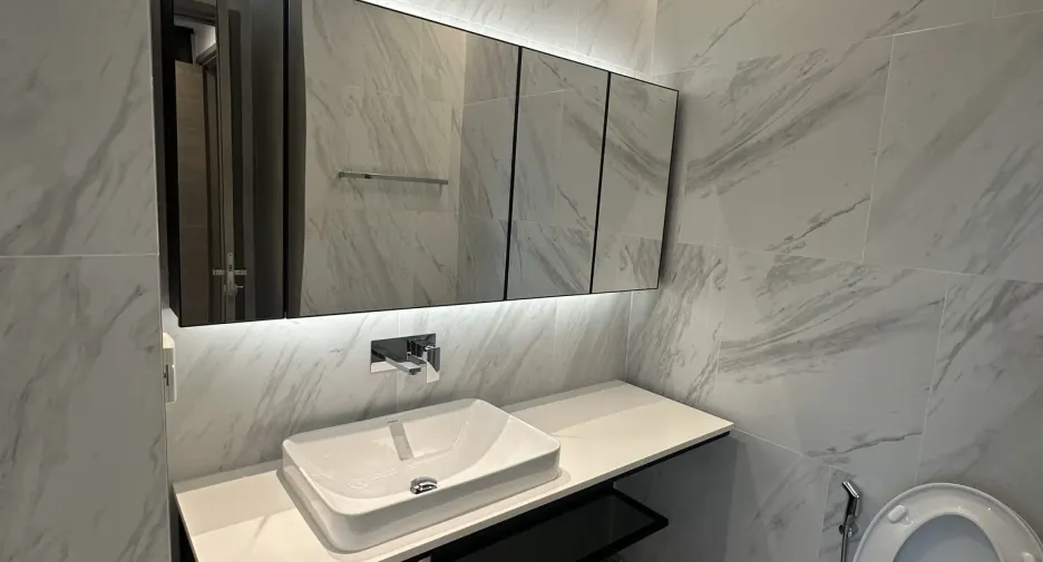 For rent 2 bedrooms condo in Khlong Toei, Bangkok