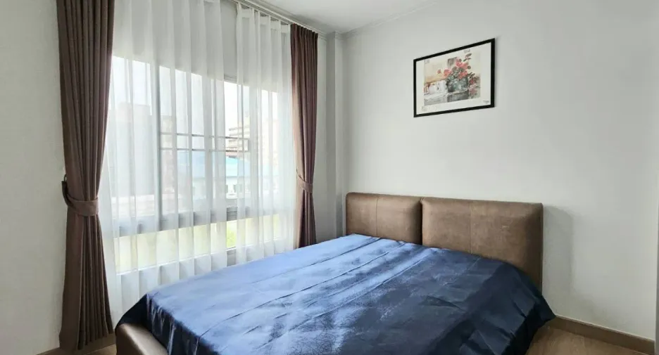 For rent 3 bedrooms townhouse in Suan Luang, Bangkok