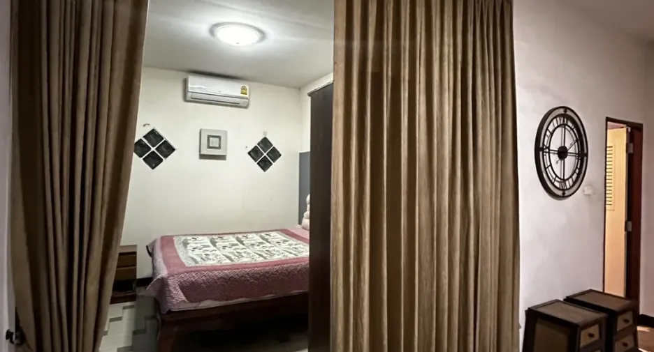 For rent 5 bedrooms house in San Sai, Chiang Mai