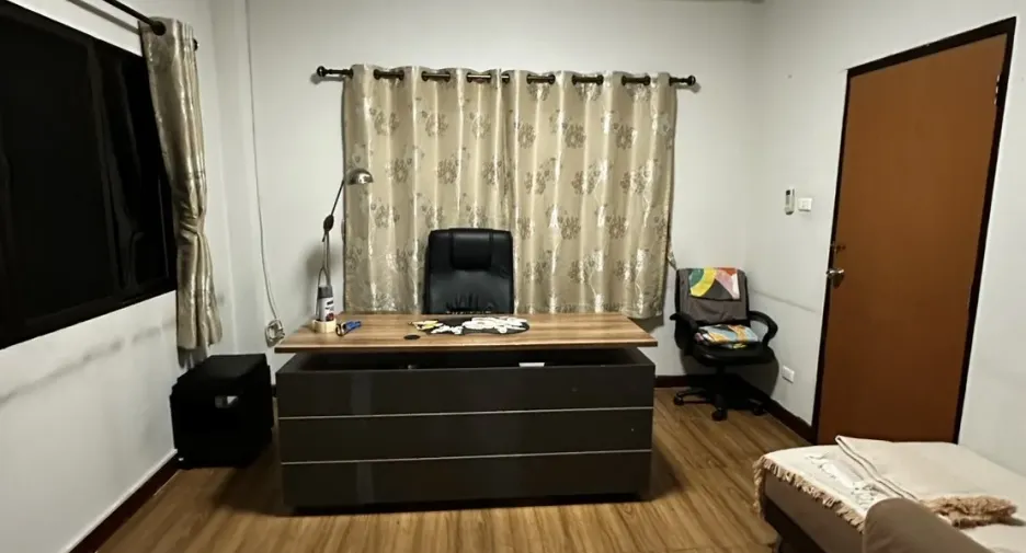 For rent 5 bedrooms house in San Sai, Chiang Mai