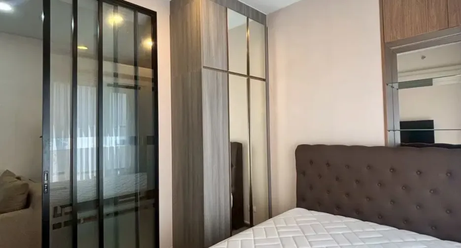 For rent 2 bedrooms condo in Chatuchak, Bangkok