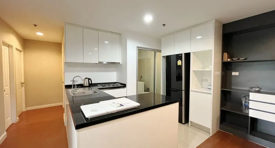 ขาย 2 ห้องนอน คอนโด ใน ห้วยขวาง, กรุงเทพฯ