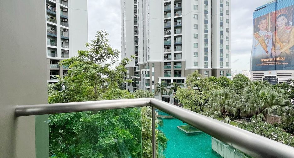 Condo en venta de 2 habitaciones en Huai Khwang, Bangkok