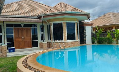 For sale and for rent 4 bedrooms villa in Cha Am, Phetchaburi