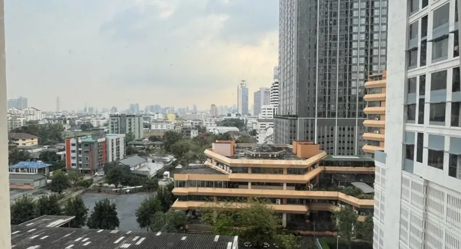 For sale 2 bedrooms condo in Chatuchak, Bangkok