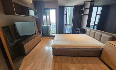 Condo en alquiler de 1 habitaciones en Watthana, Bangkok