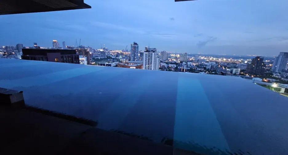 Condo en alquiler de 1 habitaciones en Watthana, Bangkok