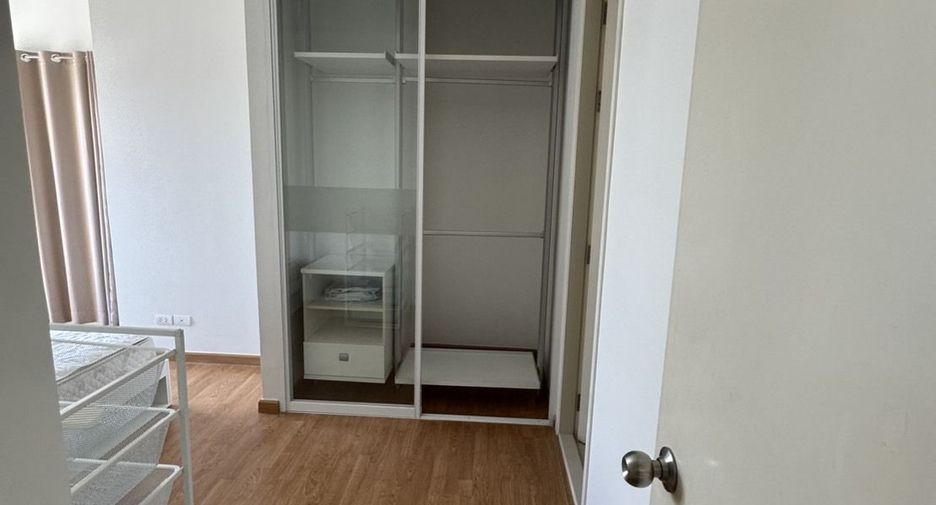 For rent 2 bedrooms condo in Bang Khae, Bangkok