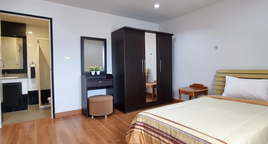 For sale 3 bedrooms condo in Mueang Phuket, Phuket