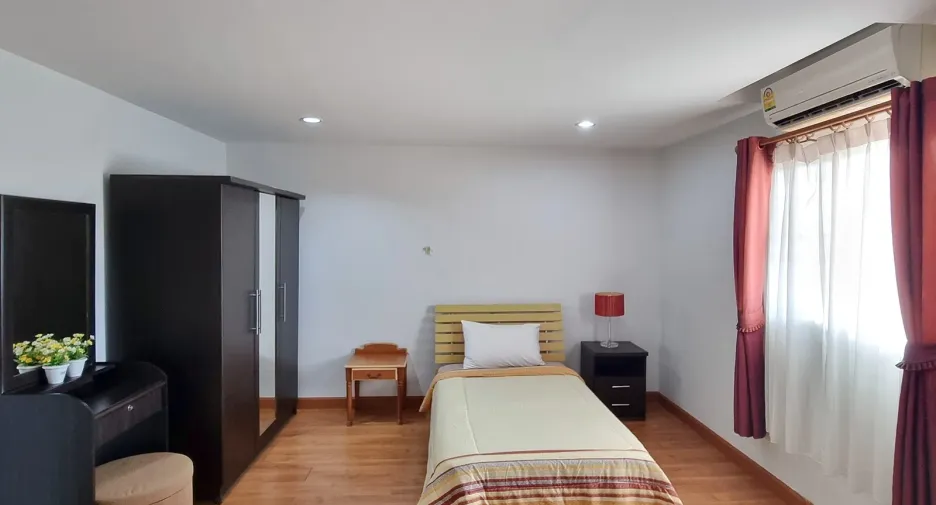 For sale 3 bedrooms condo in Mueang Phuket, Phuket
