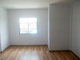 For sale 2 bedrooms townhouse in Mueang Chachoengsao, Chachoengsao