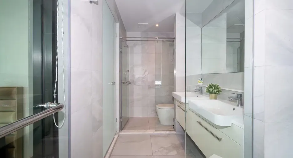 For sale and for rent 2 bedrooms condo in Watthana, Bangkok