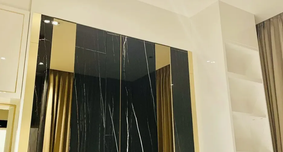 For sale 2 bedrooms condo in Pathum Wan, Bangkok