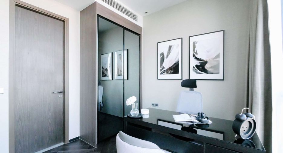 Condo en alquiler de 3 habitaciones en Khlong Toei, Bangkok
