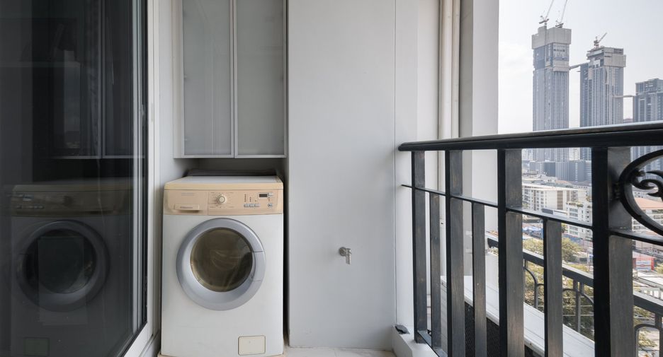 Аренда и продажа 1 кровать кондо в Щаттхана, Бангкок