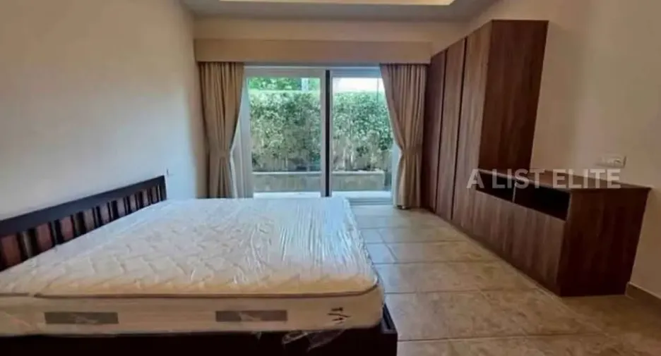 For rent 5 bedrooms house in Bang Lamung, Chonburi