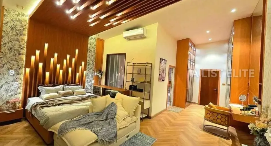 For rent 5 bedrooms house in Bang Lamung, Chonburi