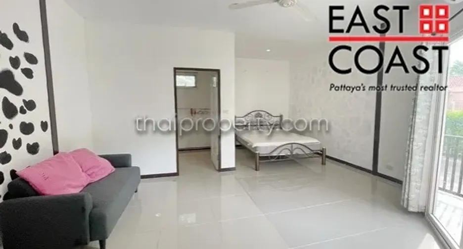 For rent and for sale 5 bedrooms house in Bang Lamung, Chonburi