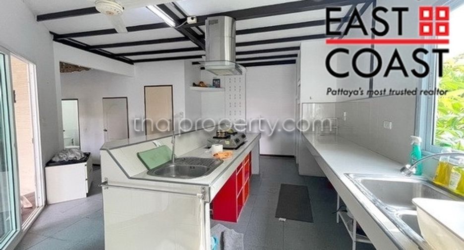 For sale そして for rent 5 ベッドルーム house in East Pattaya, Pattaya
