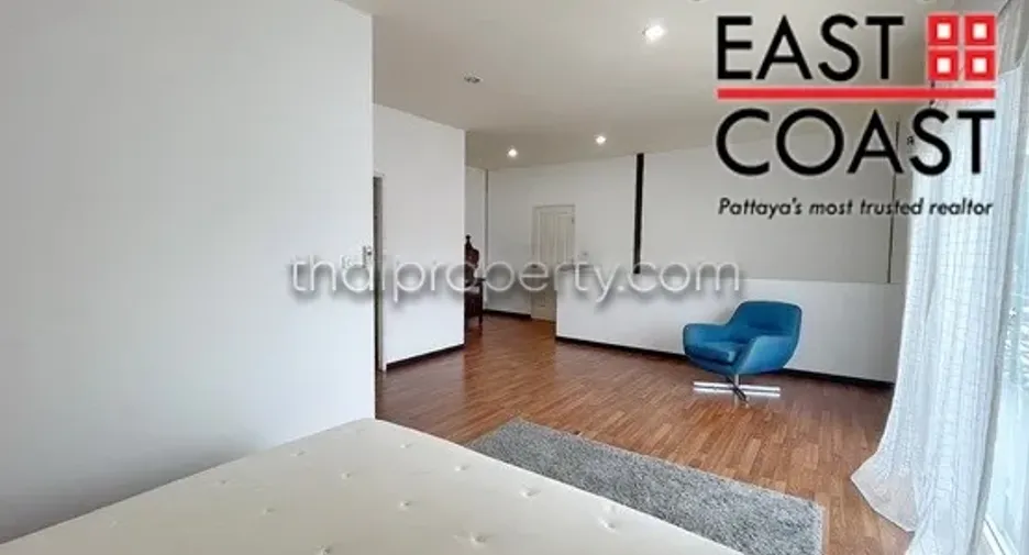 For rent and for sale 5 bedrooms house in Bang Lamung, Chonburi