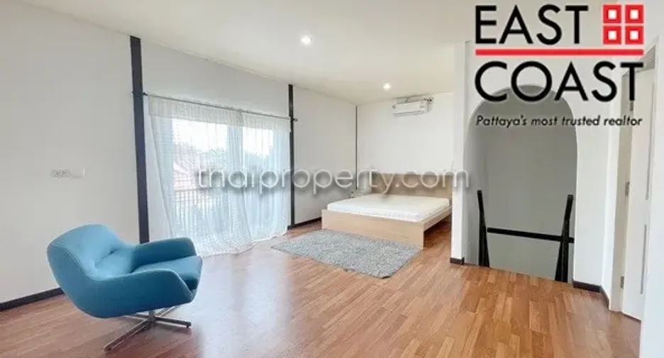 For rent and for sale 5 bedrooms house in Bang Lamung, Chonburi