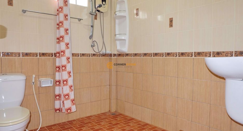 For rent 5 bedrooms house in Bang Lamung, Chonburi