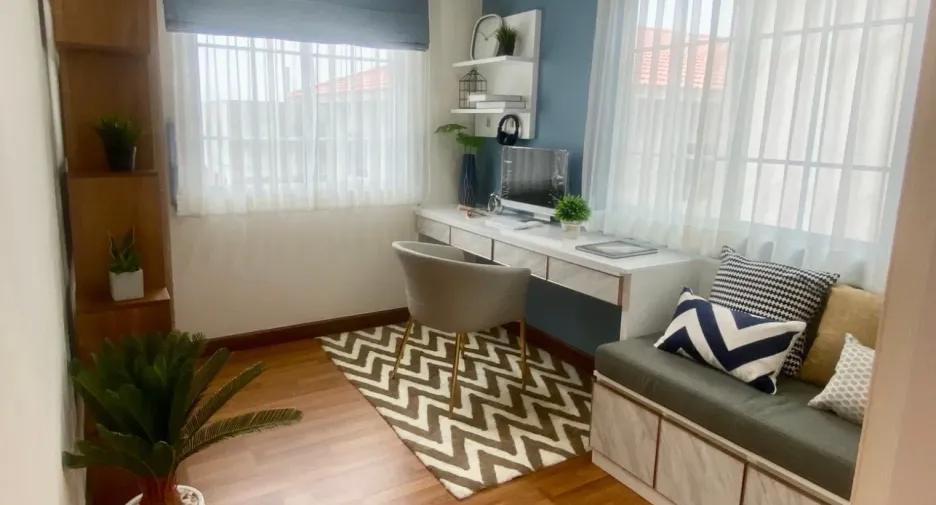 Reihenhaus zum Kauf mit 4 Zimmer in Bang Lamung, Chonburi