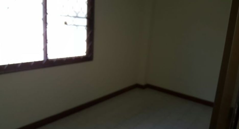 For rent and for sale 3 bedrooms house in Watthana, Bangkok