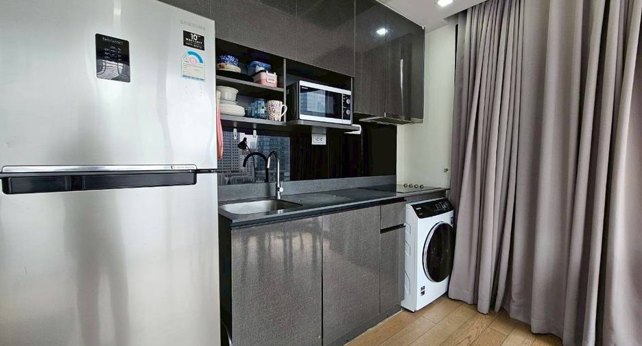 For rent そして for sale 2 ベッドルーム condo in Khlong Toei, Bangkok