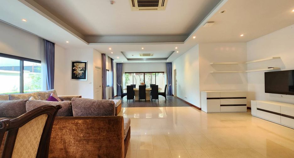 For rent 3 bedrooms condo in Watthana, Bangkok