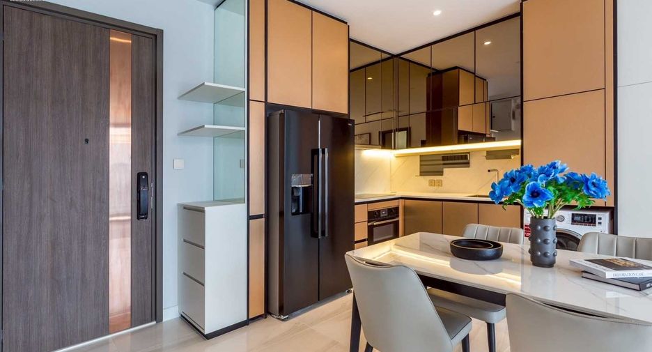 Wohnung zur Miete und zum Kauf mit 3 Zimmer in Sathon, Bangkok
