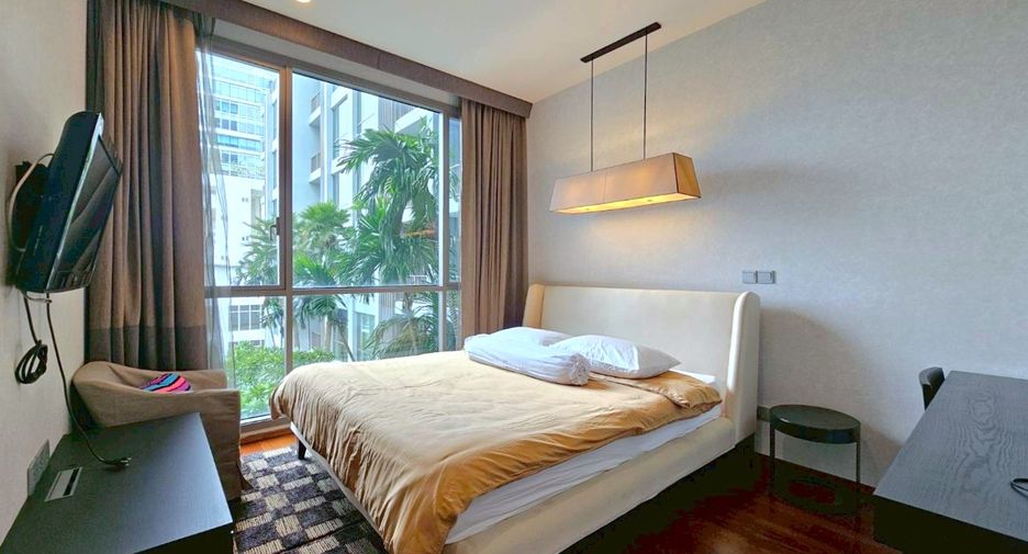 For rent and for sale 2 bedrooms condo in Watthana, Bangkok