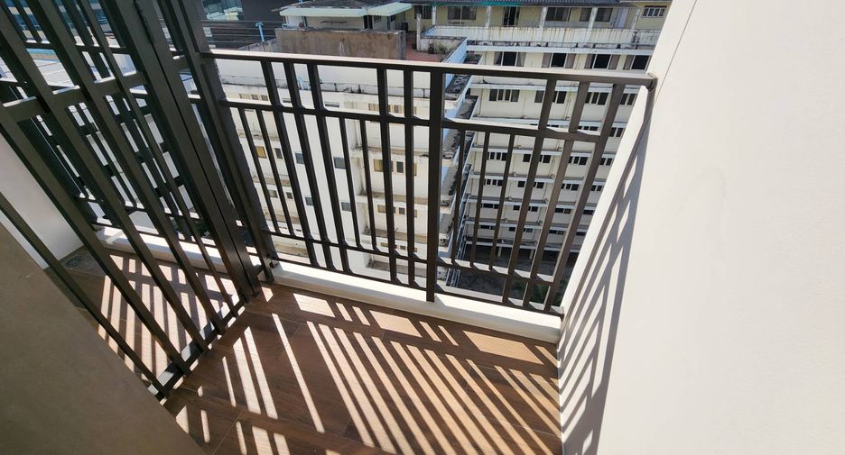 For rent and for sale 1 bed condo in Pathum Wan, Bangkok