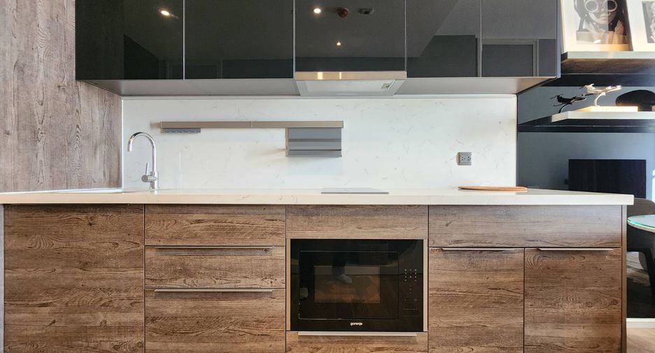 For rent and for sale 1 bed condo in Pathum Wan, Bangkok