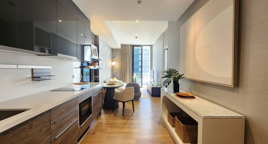 For rent and for sale 1 bed condo in Pathum Wan, Bangkok