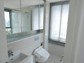 For rent and for sale 2 bedrooms condo in Watthana, Bangkok