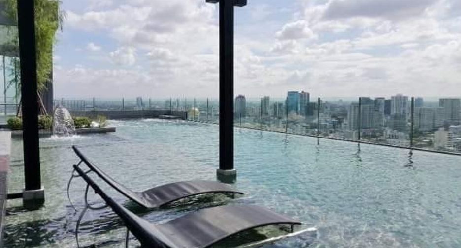 For rent and for sale 2 bedrooms condo in Watthana, Bangkok