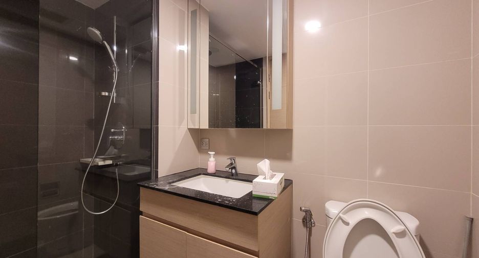For rent and for sale 2 bedrooms condo in Watthana, Bangkok