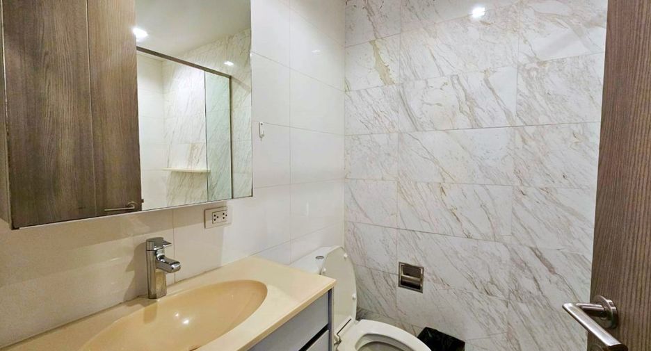 Condo en alquiler y en venta de 2 habitaciones en Watthana, Bangkok