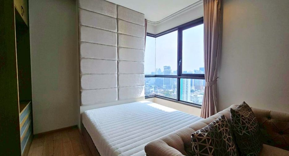 Condo en alquiler y en venta de 2 habitaciones en Watthana, Bangkok