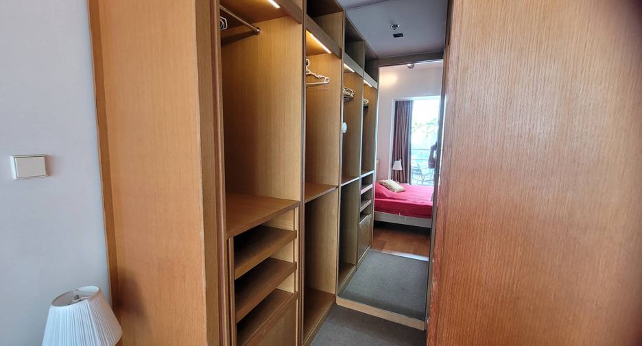 For rent and for sale 2 bedrooms condo in Sathon, Bangkok