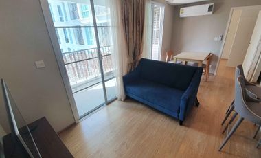 Condo en alquiler y en venta de 2 habitaciones en Watthana, Bangkok