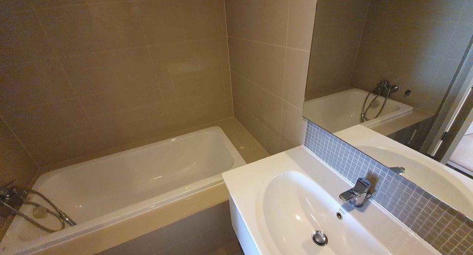 For rent and for sale 2 bedrooms condo in Watthana, Bangkok
