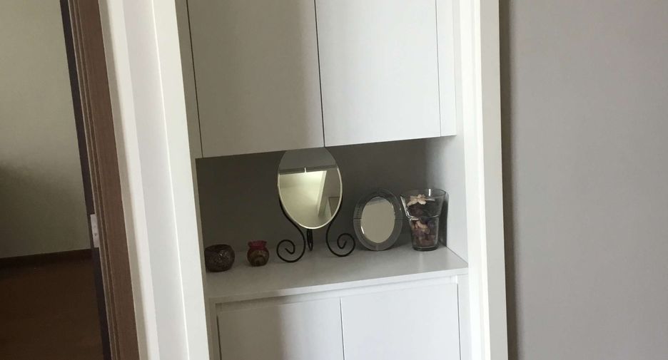 For rent and for sale 1 bed condo in Watthana, Bangkok