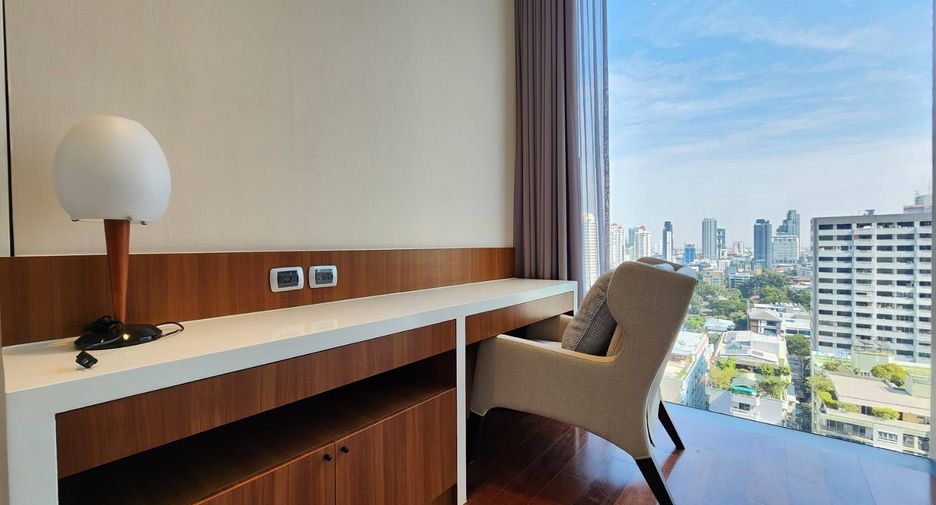 For rent and for sale 2 bedrooms condo in Khlong Toei, Bangkok