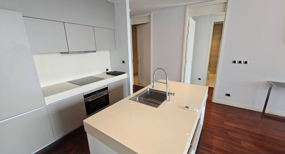 For rent and for sale 2 bedrooms condo in Khlong Toei, Bangkok