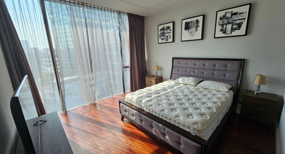 For rent and for sale 2 bedrooms condo in Khlong Toei, Bangkok
