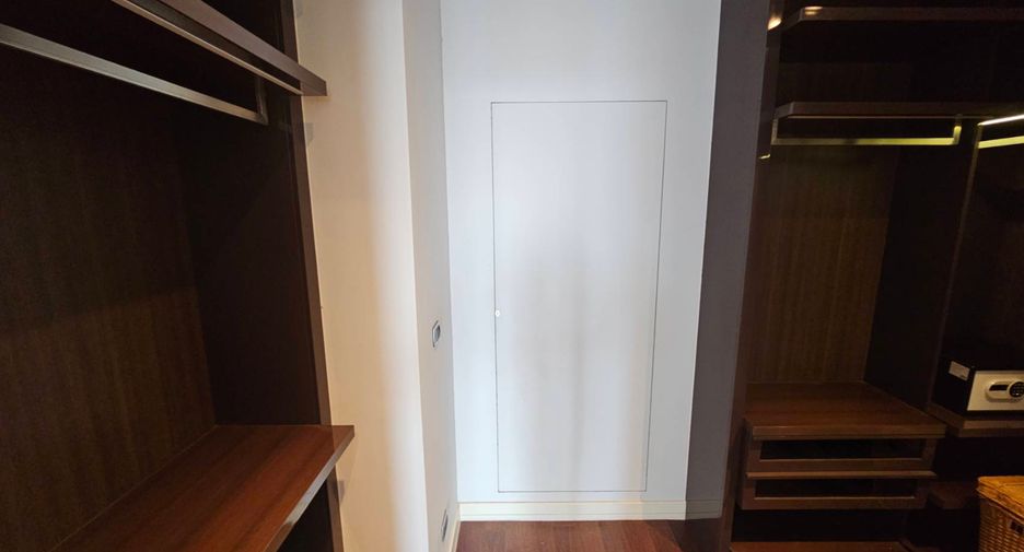 For rent and for sale 2 bedrooms condo in Khlong Toei, Bangkok