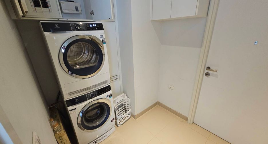 For rent and for sale 2 bedrooms condo in Khlong Toei, Bangkok